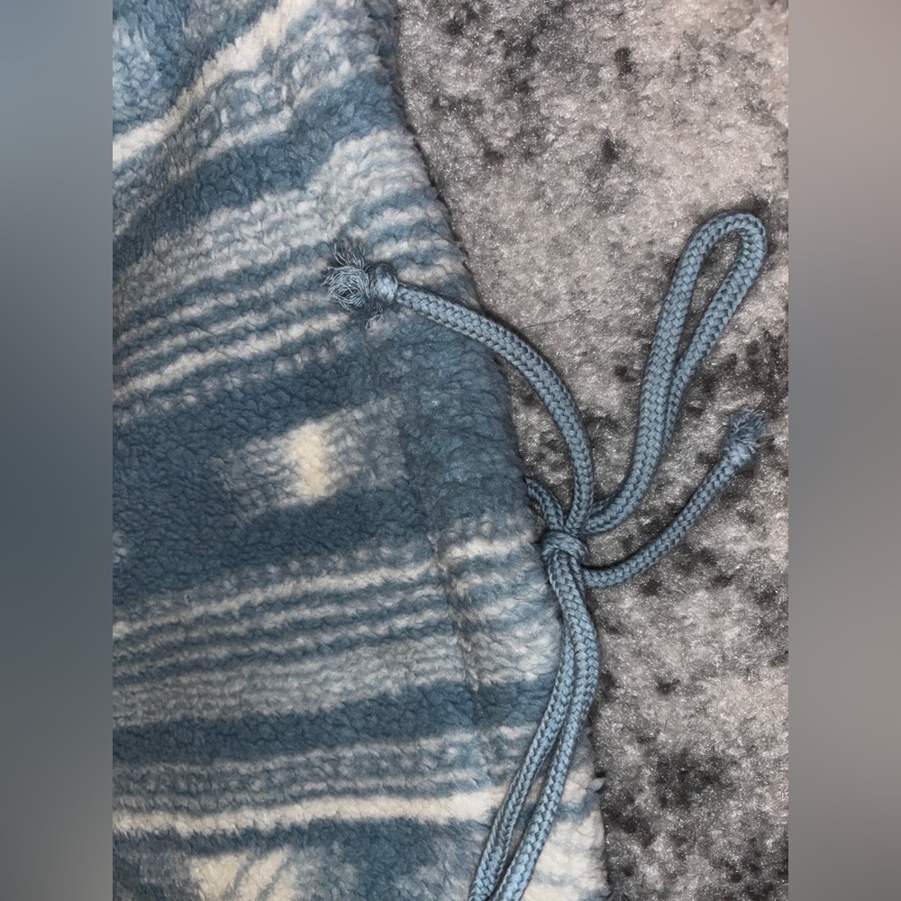 NWT Billabong Time Off Fleece Pullover Blue White Size: Medium - Picture 5 of 7